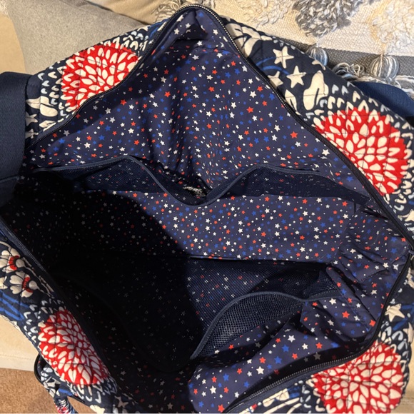 🪻Vera Bradley Travel Bag🪻 - Picture 7 of 10